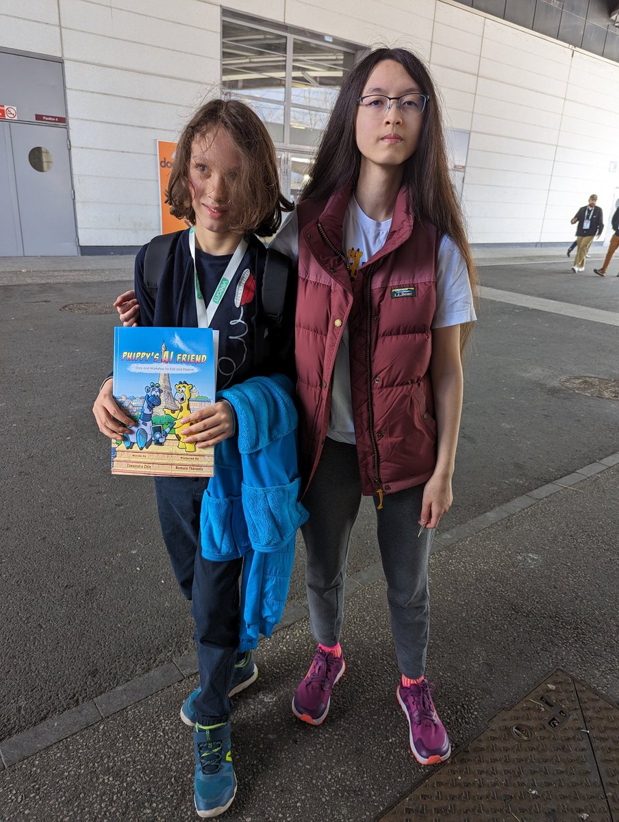 It was lovely running into @steveonjava and @cassandraonjava with my son today at #KubeConEU in Paris. Thank you for the lovely present @cassandraonjava and congratulations for your fantastic book!