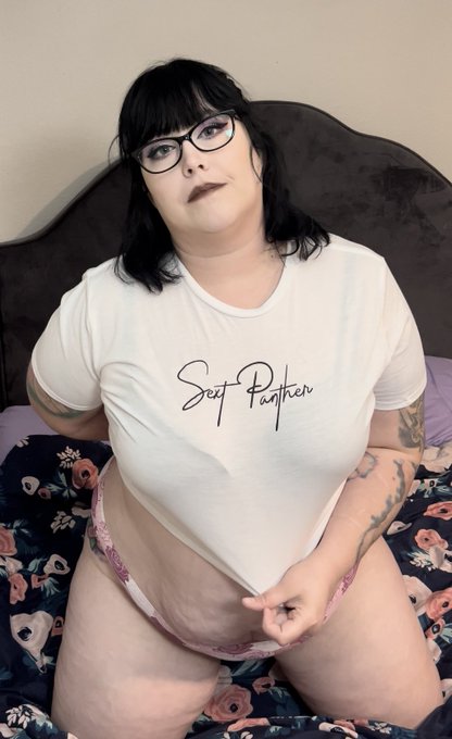 @SextPanther sent me some super cute merch! #sextpanther #bbw #goth #gothbbw https://t.co/HG6MWKaq5L<a class="tags" href="/tag/sextpanther">@sextpanther</a><a href="/tag/sextpanther"class="tags">#sextpanther</a><a href="/tag/bbw"class="tags"><span>#bbw</span></a><a href="/tag/goth"class="tags"><span>#goth</span></a><a href="/tag/gothbbw"class="tags"><span>#gothbbw</span></a>