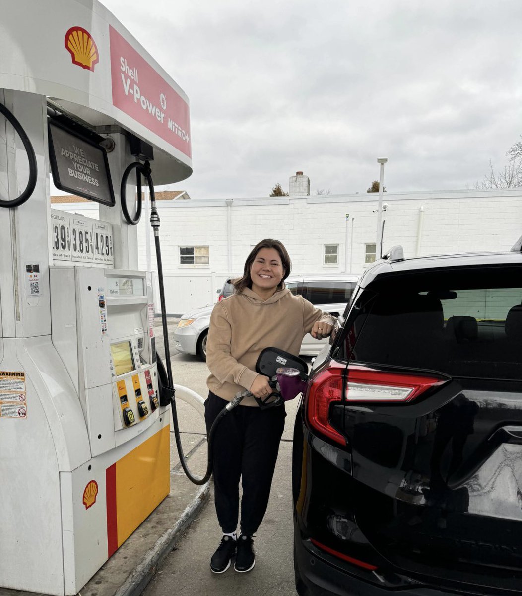 Hey hockey fans! I've teamed up with Shell to pump up your savings with Fuel Rewards fuelrewards.com/islanders ! Score 25c* off on V Power fill-ups during home games, in real-time, when you join The Shell Fuel Rewards Program!🚗⛽🔥 *Terms and Conditions apply*