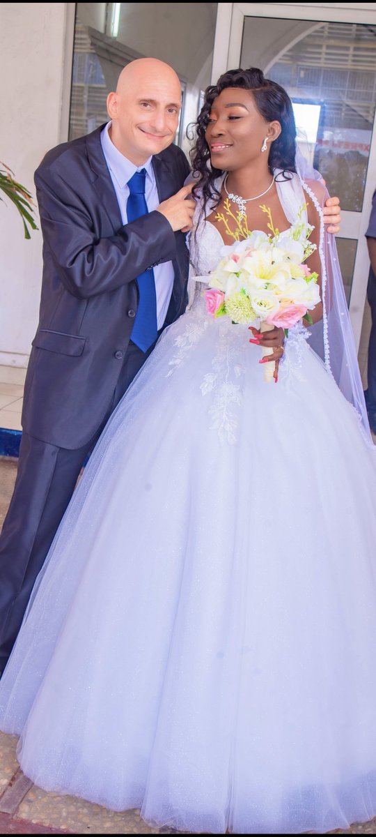 ZAPI_MAXOU's tweet image. Ce 9 mars, 2024, à Pointe-Noire, Congo Brazzaville, @LMaboumina , Liliane et moi, nous nous sommes mariés. Nous remercions du fond du cœur ceux qui nous ont encouragé et nous ont envoyé de gentils messages ou montré de l'affection depuis le début de notre relation à distance.❤️