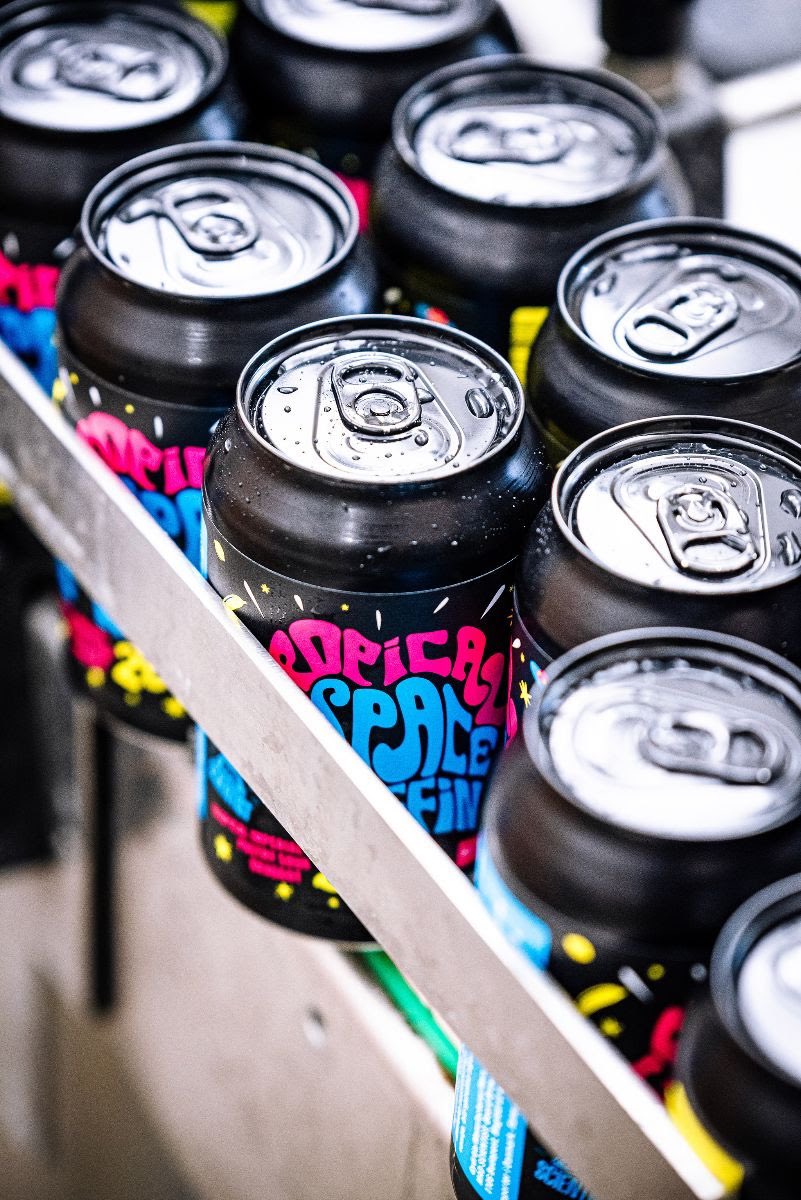 8 YEARS OF MADNESS We are celebrating all things @madscientisthun 🔥 8 beers for their birthday celebrations, and we just got them in! We have a massive CAN TAKEOVER in our webshop today, so go on and have a look👀🍻 craftcentral.ie/collections/ma…