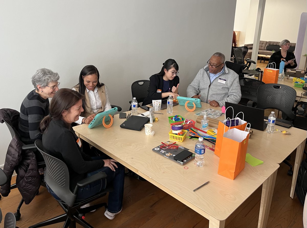 DevTechResearch's tweet image. We were thrilled to join the Scratch Foundation last week to meet and present to their Scratch Ecosystem partners! The group includes organizations from Vietnam, India, Brazil, Kenya, and more!