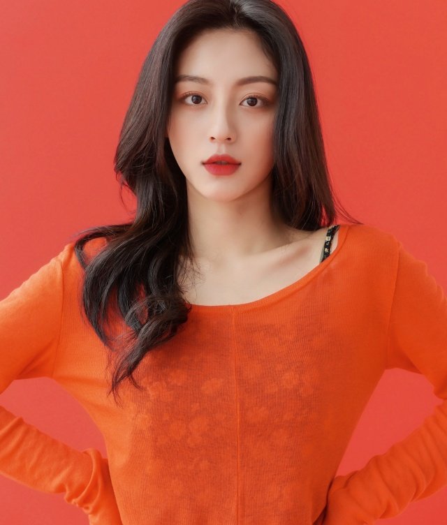 DramalandBR's tweet image. 🎊 | Já é dia 20 na Coreia, e o nossos parabéns são para a princesa #KangMinAh.

Estrela de dramas como #GausElectronics e #AtADistanceSpringIsGreen, desejamos sucesso em seus futuros projetos! 🎂

#HappyMinAhDay #강민아
#HappyBirthdayKangMinAh