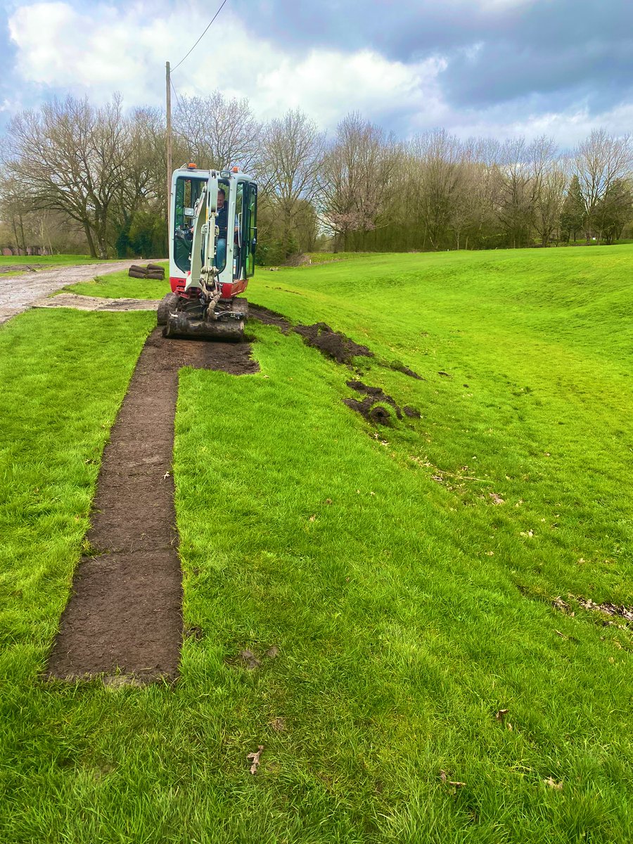 hookes's tweet image. @DiggerduncTPL @DentonGolfClub  improving the banks on the 4th hole.