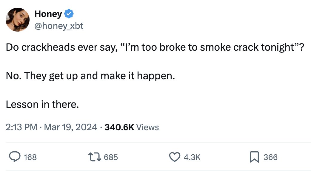 DJ tweet media