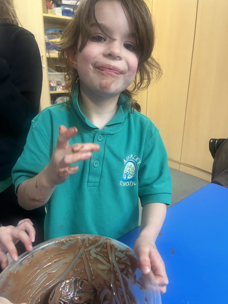 ASCAuckley's tweet photo. After School Club love Messy Mondays ❤️ https://t.co/w64fQ6LTkW