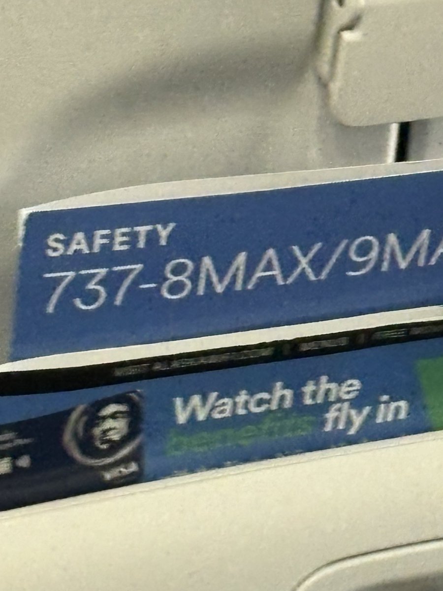 raatchhh's tweet photo. @AlaskaAir SHADY!!!!!!! Booked a flight on a 737-900 and they actually bring a 737-8Max. Alaska didn’t change the plane type, and as of boarding, the app still shows the original plane type. I stepped off the plane after confirming with a flight attendant. 1/2 https://t.co/YA77JJXpic