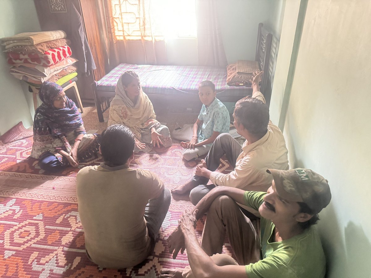 RomaMMatto's tweet photo. Visited a little PPP Hindu Jiyala in lyari to inquire after his health, who is fighting cancer. Wishing you a quick recovery and Beta do not be scared you are as brave as a lion. “Miracles Happen”
Get well soon🫶🏻. @BBhuttoZardari https://t.co/Ry2SwyTGwM