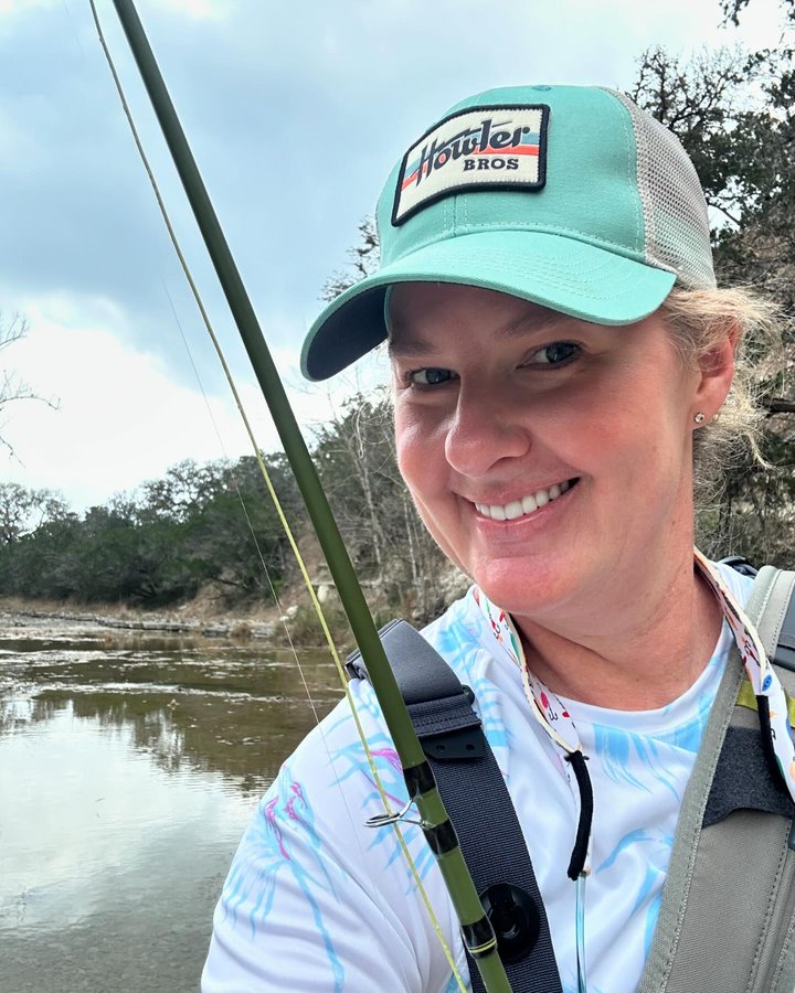 DFunctDentistry's tweet photo. Did you know that outside of the office Dr. Sarah Tevis enjoys fly fishing? You may also notice she is going back to using her maiden name instead of Poteet due to changes in life 😁 https://t.co/bZDZ61uSH8 https://t.co/qS31tvZSU9