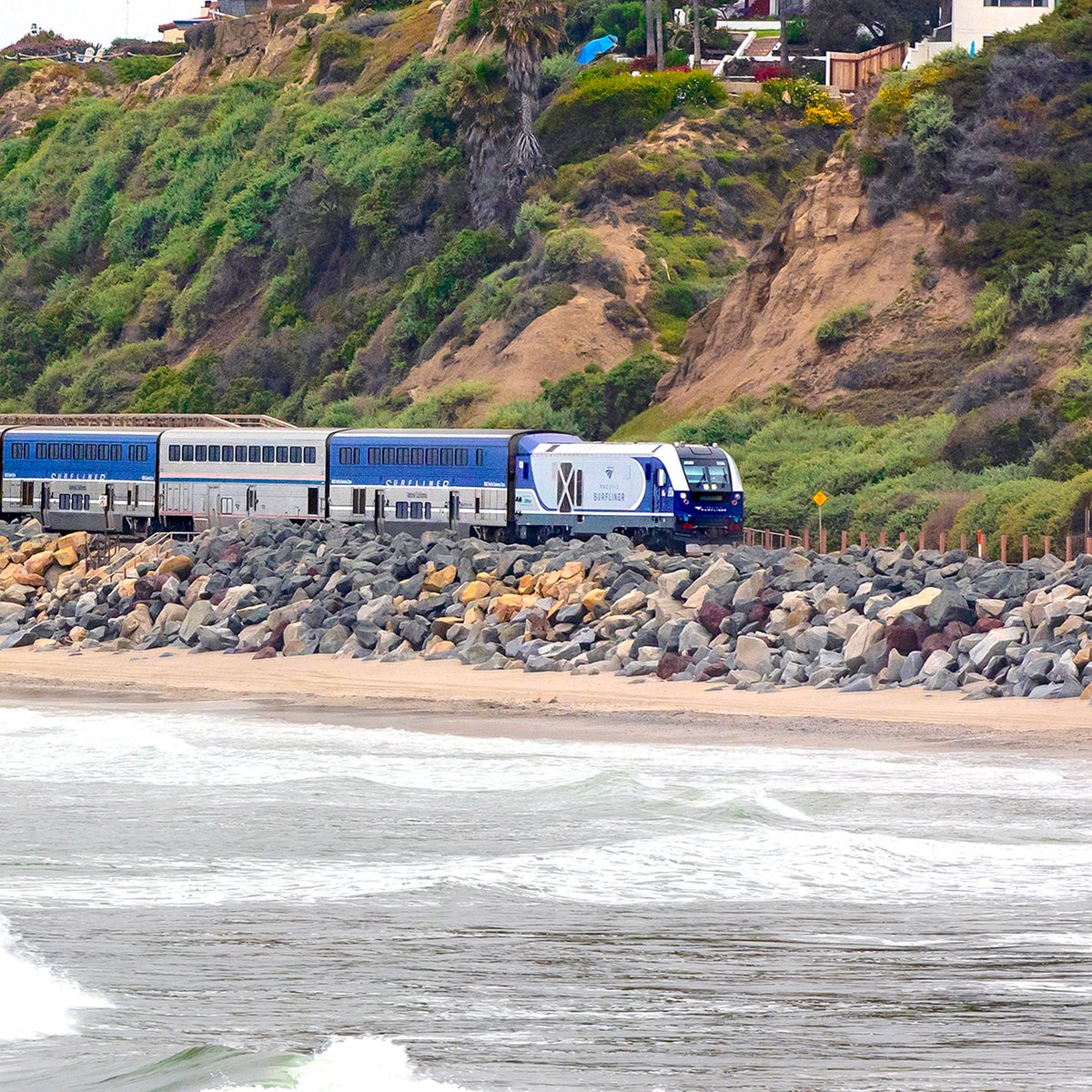 Full passenger rail service will return through #SanClemente beginning Mon., March 25! Metrolink trains will once again operate to #Oceanside & Pacific Surfliner trains will operate without bus connections to #SanDiego. Details: octa.net/RailUpdates