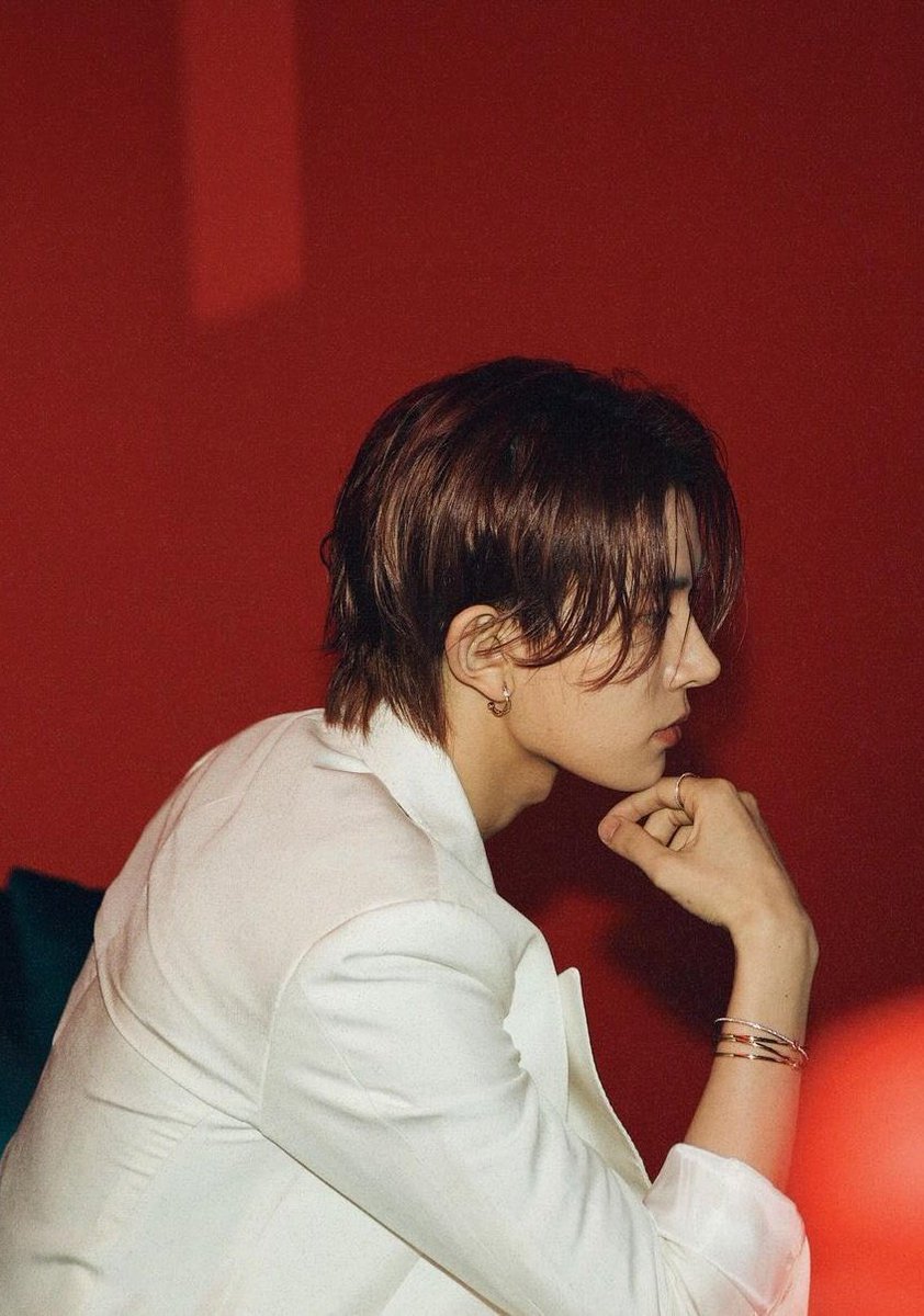 still thinking about these photos♥️

#ENHYPEN #HEESEUNG