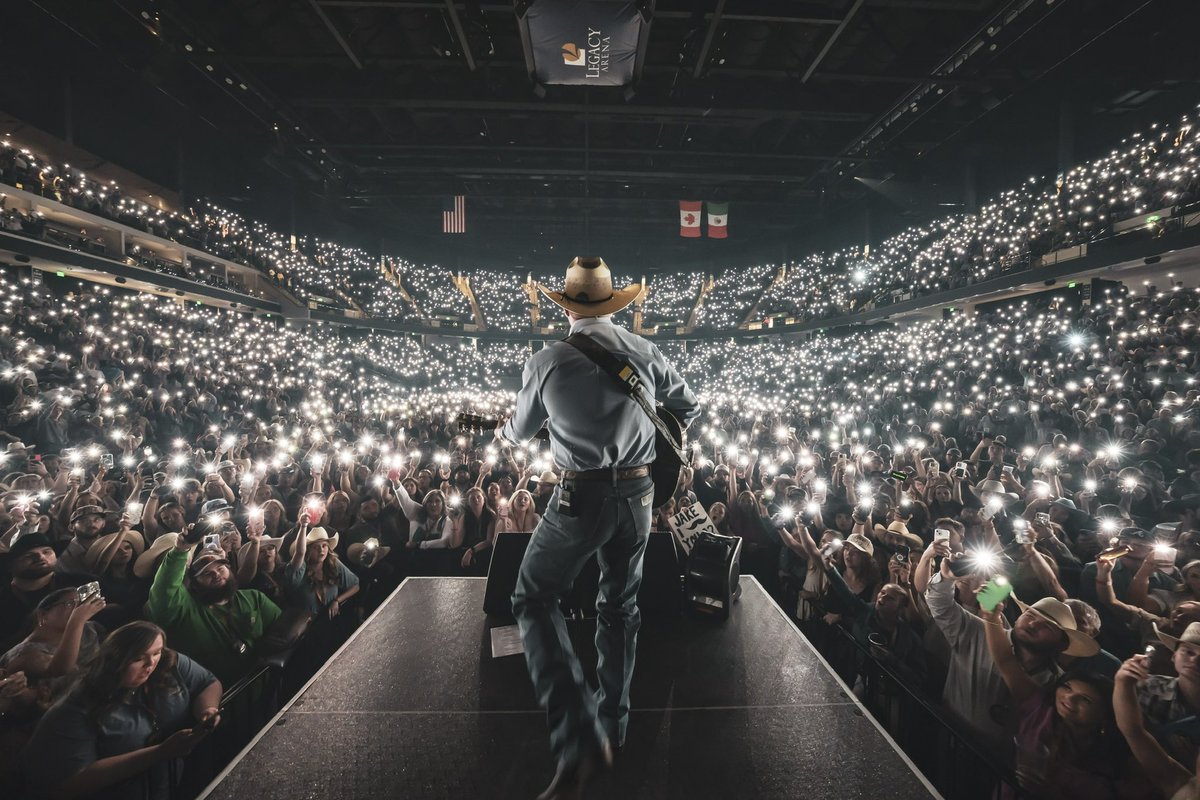 Cody Johnson tweet media