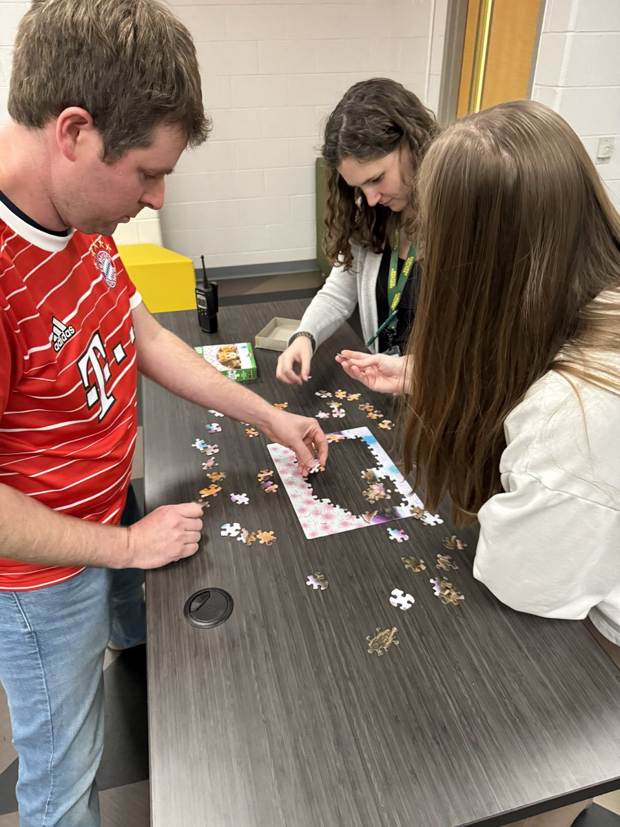 Michelle Johansen (@johansenm_ap) on Twitter photo Today’s 20 minute boost was a puzzle challenge! Each team had a 100 piece puzzle to put together. The winning team completed the puzzle in 10 minutes and 05 seconds! 💚💛🧩 <a href="/BrutonHS/">Bruton High School</a> Today’s 20 minute boost was a puzzle challenge! Each team had a 100 piece puzzle to put together. The winning team completed the puzzle in 10 minutes and 05 seconds! 💚💛🧩 <a href="/BrutonHS/">Bruton High School</a>