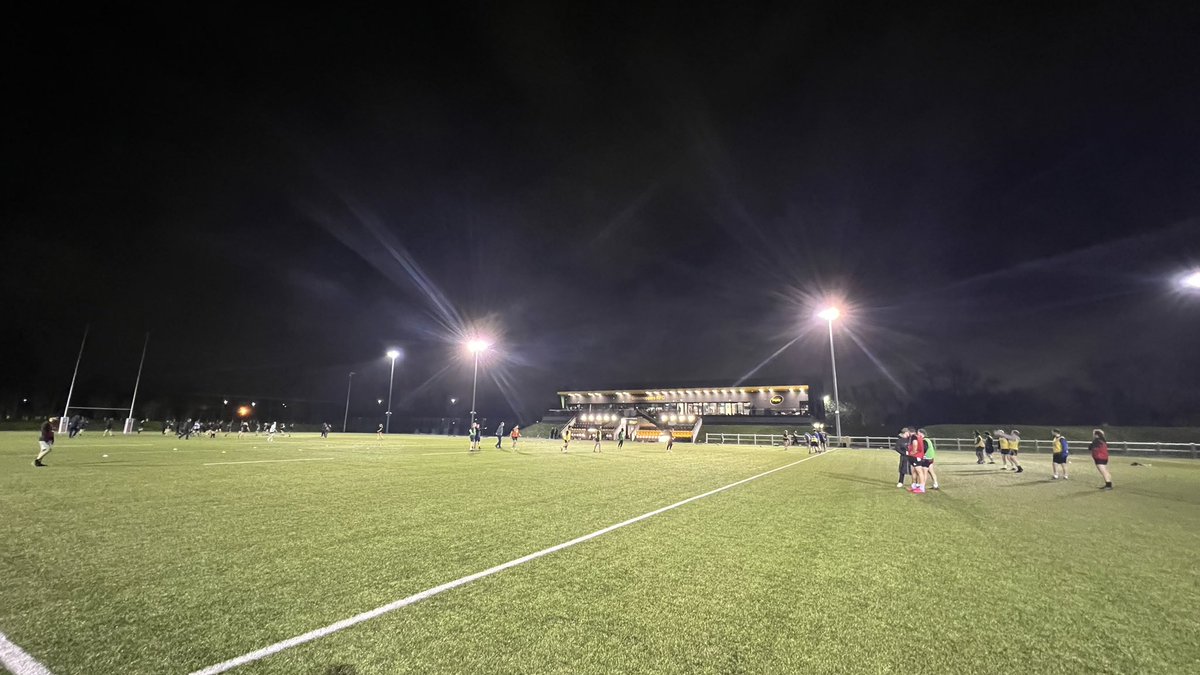 Enjoyed being part of the @MiddlesexRFU coaching team for Friday’s Men’s session @GrasshoppersLDN. Been a while since coaching DPP @AcademyIrish so nice to see new ideas, players and coaching craft. Looking forward to the next session!