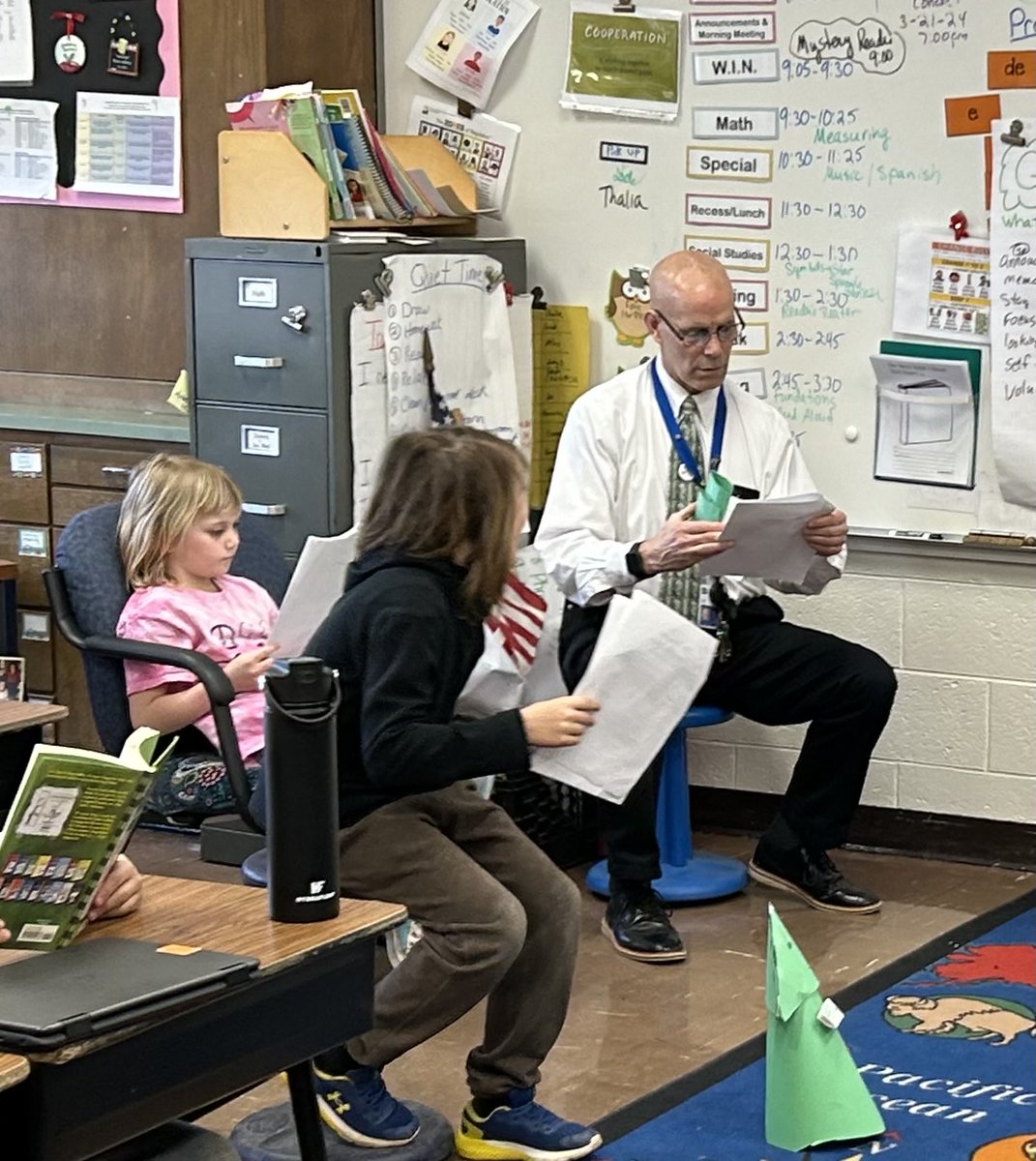Reader’s Theater 🎭 becomes more fun when Mr Billy <a href="/JayBilly2/">Jay Billy</a> steps in and plays the role of the dad #beartavernpride #readerstheater #fracturedfairytales