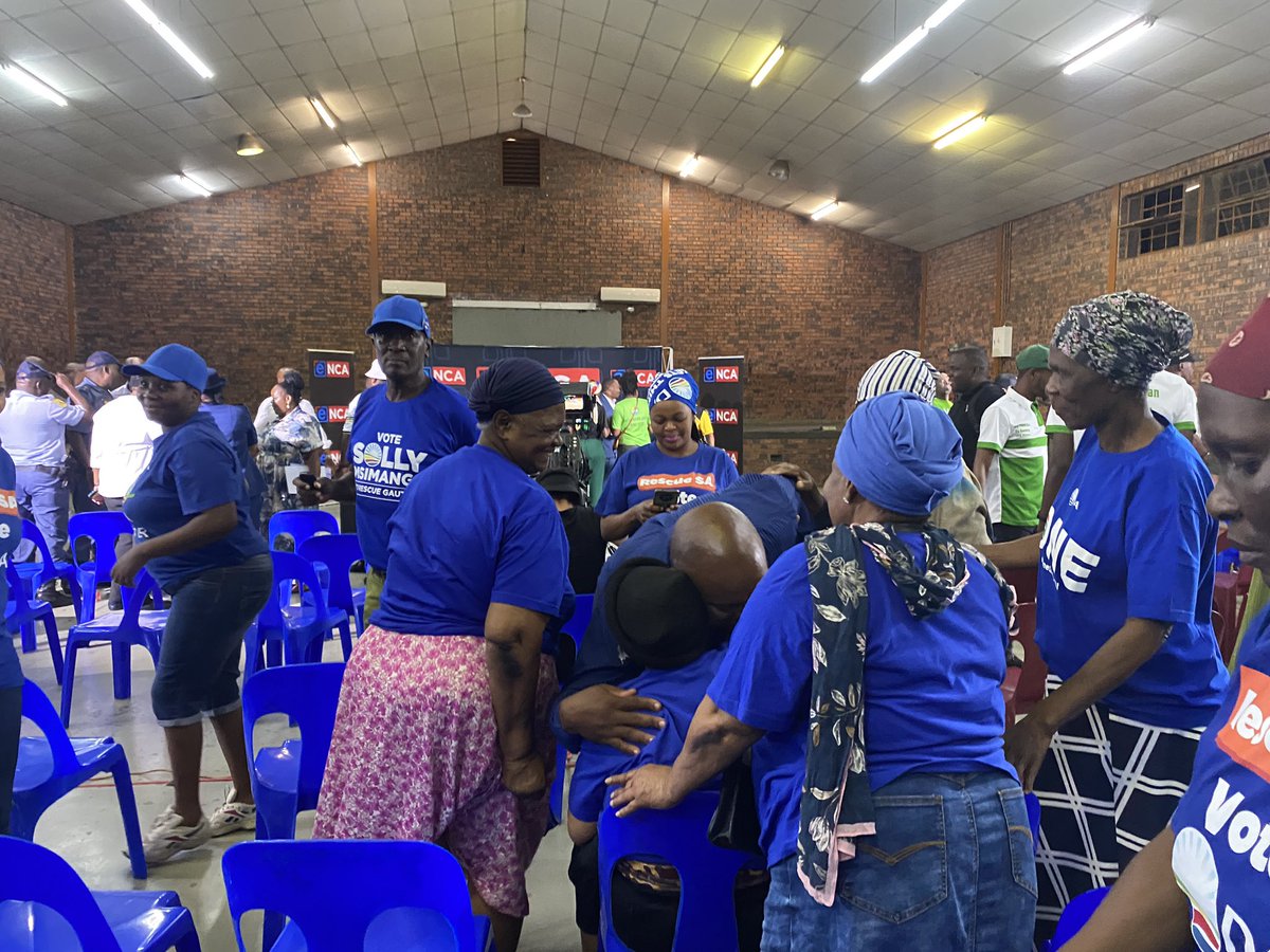 SollyMsimanga's tweet photo. What a night this was! South Africans want solutions and it is clear to see. We need a safer Gauteng to ensure a more prosperous South Africa! 

Special thanks to our Alexandra activists who came out to show support! https://t.co/kIlO4dngNZ