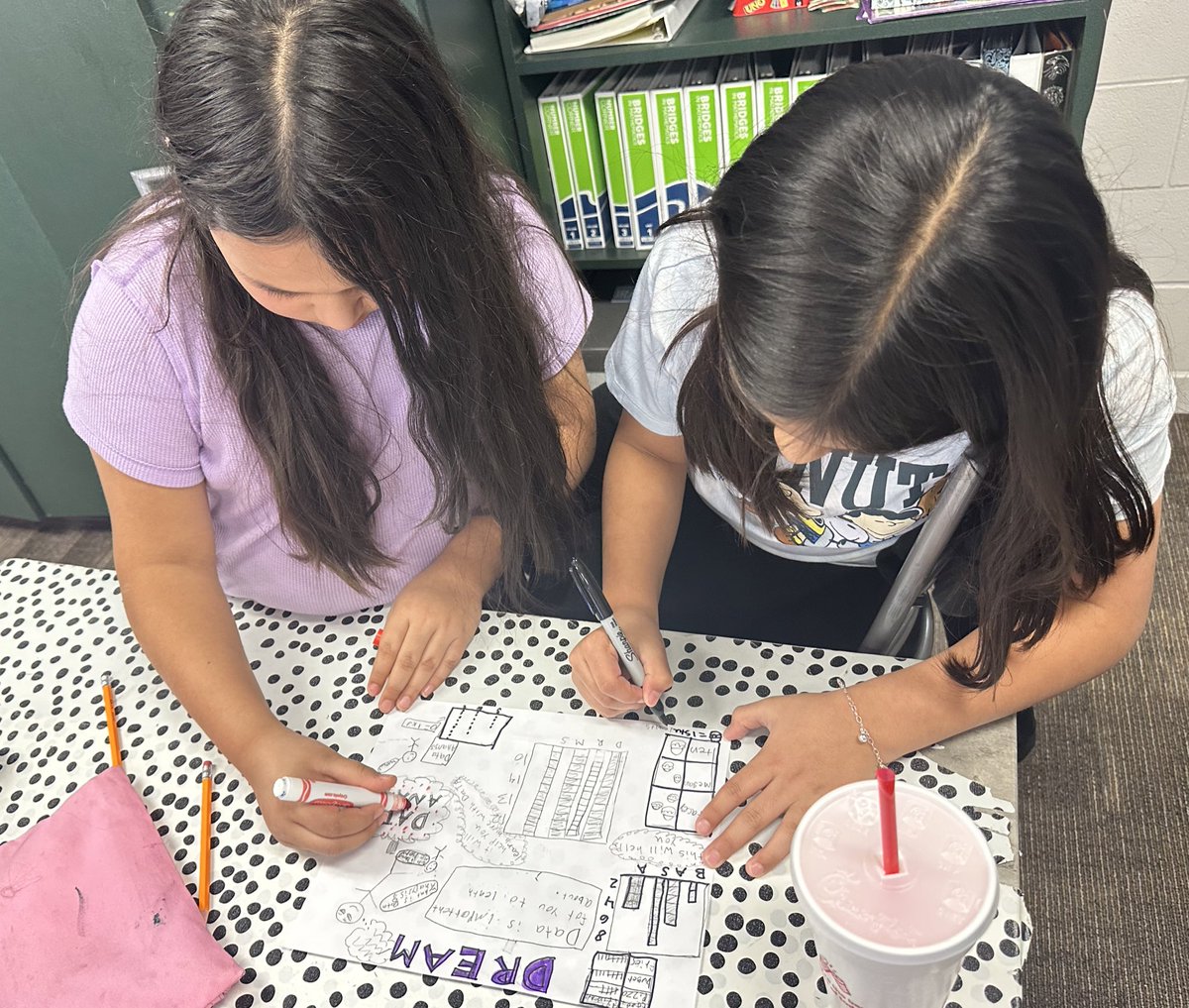 Mrs. Ramirez tweet media