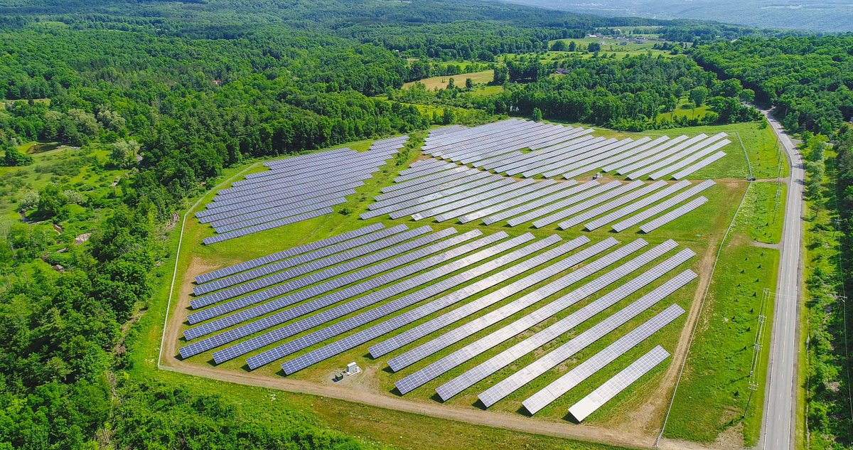 Our 7.5 megawatt #solarfarm soaking up the sun in Newfield, NY! ☀️🔌