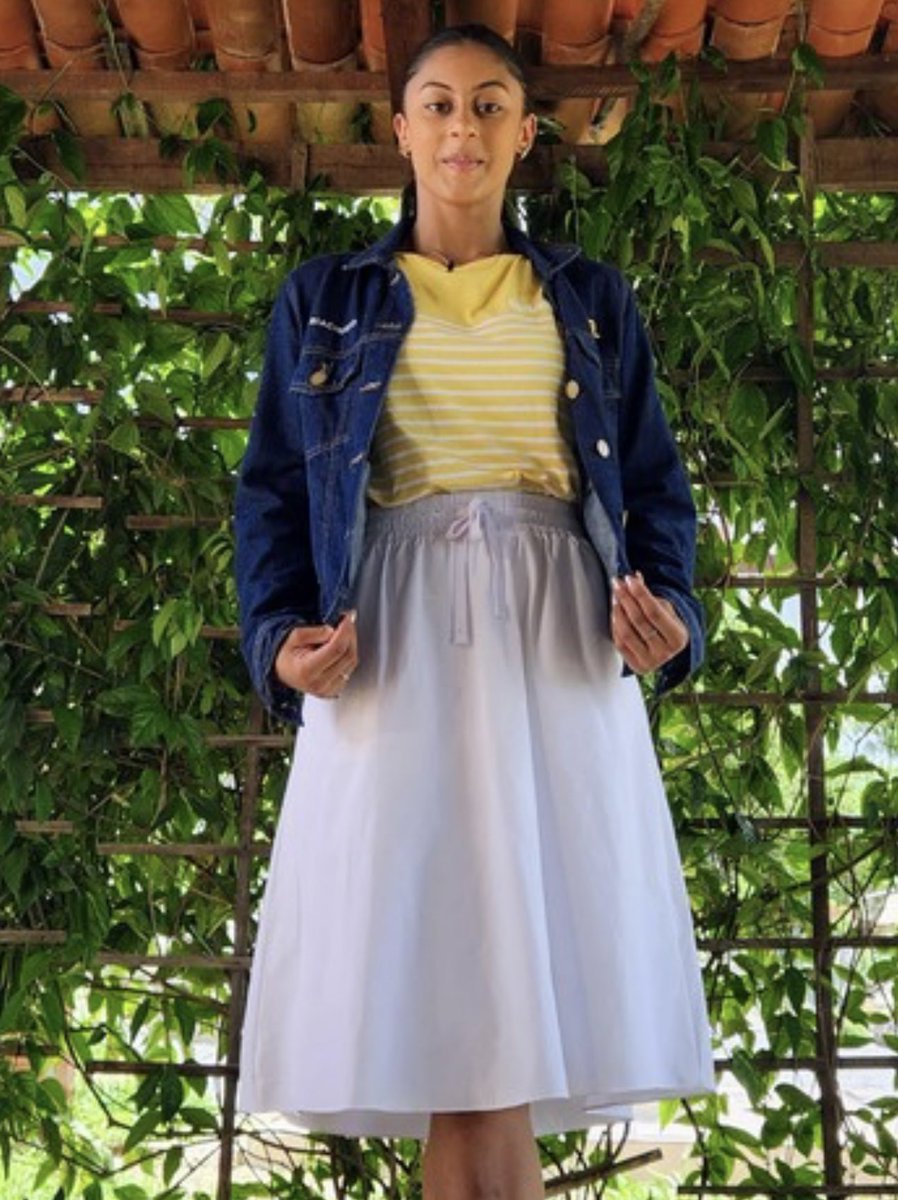 Alguém pode me explicar o que se passou na cabeça de quem fez esse traje para a delegação brasileira fazer a abertura das olimpíadas? Ta! Muito legal o trabalho pras bordadeiras… mas o resto do stylin… sério. Não entendi nadaaaaaaa