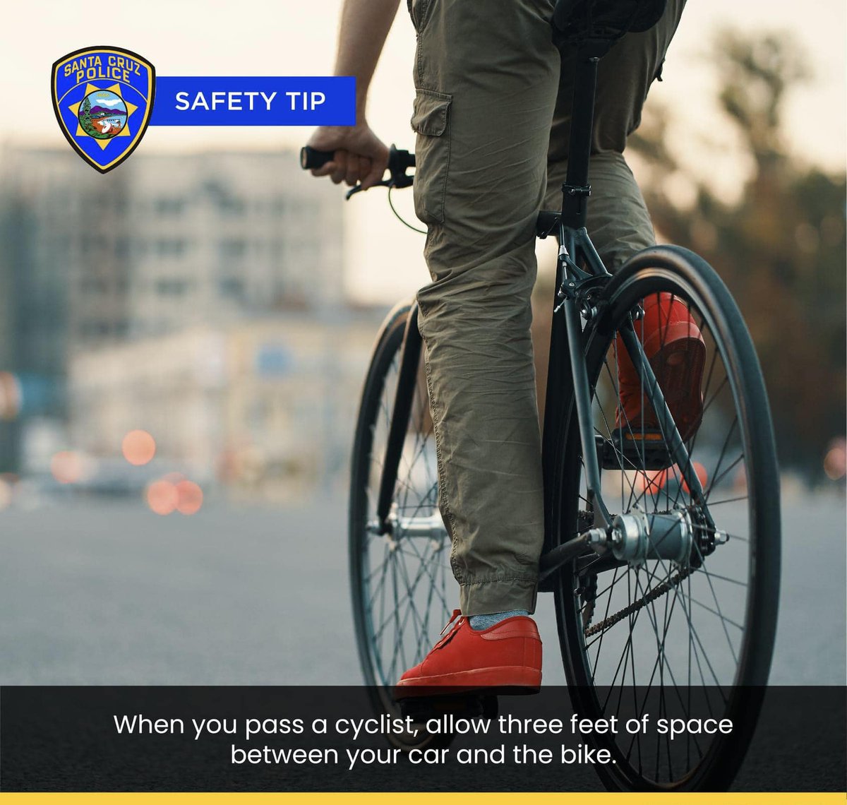 SantaCruzPolice's tweet photo. Make sure to share the road with bicyclists ๐ฒ; 3 ft clearance is required between you & the bicycle when passing. #bicyclesafety #RideWideSCPD https://t.co/tyy236A0qk
