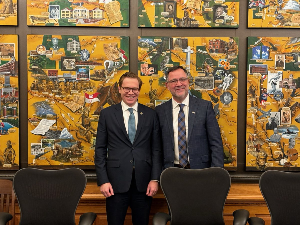 It was a pleasure to speak with Canadian Consul General @fabi_sylvain last week about how we can further the economic relationship between Kansas and Canada - our 2nd largest trading partner!