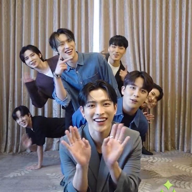 chasinggme's tweet photo. random ateez clips i have in my bookmarks 
----a thread🧵 https://t.co/pxjbPNq4UU