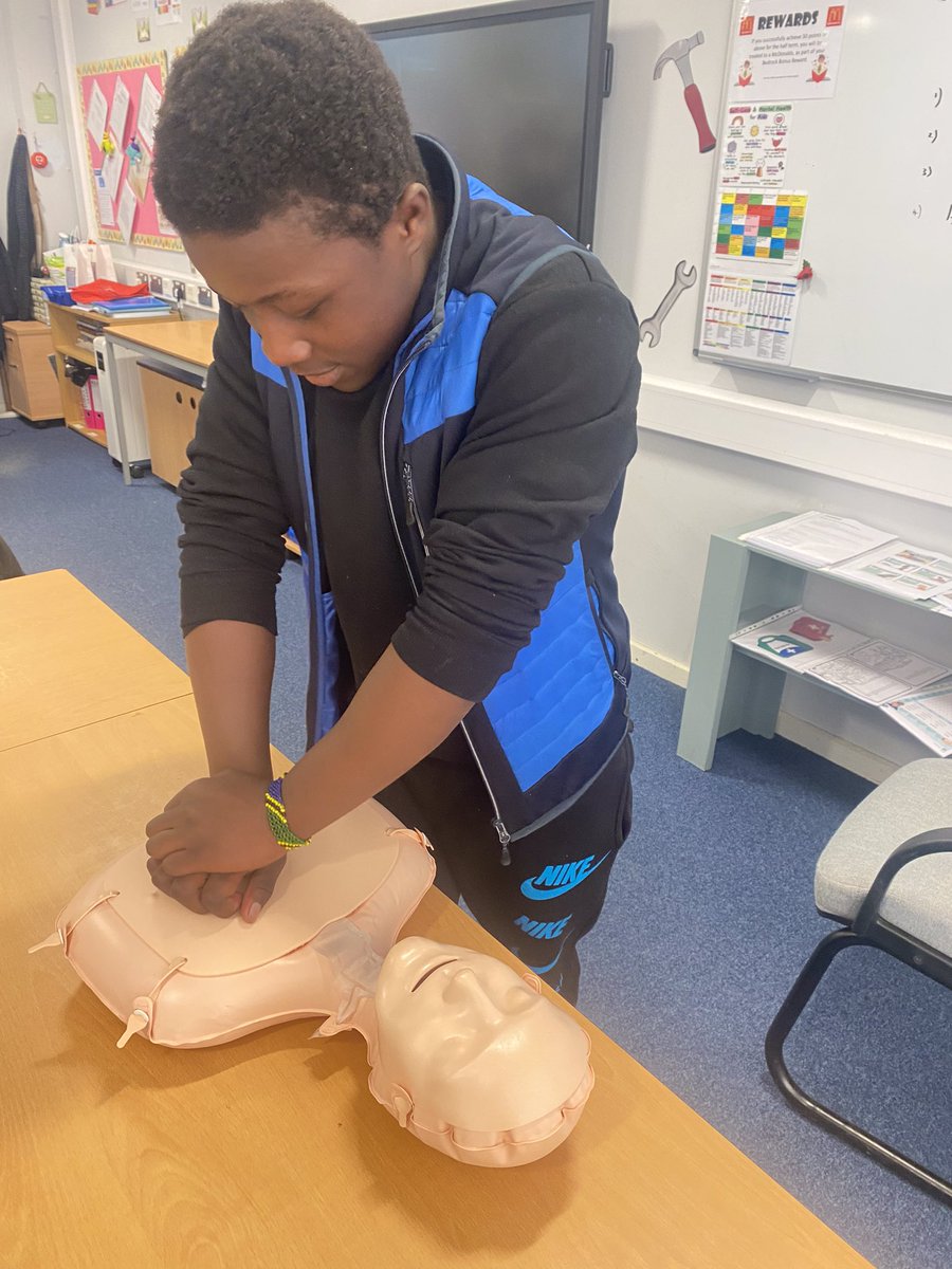 A wonderful, and incredibly important, session in PSHE today- how to perform CPR. Well done to KS3 for their focus and maturity 👏 #essentialskills