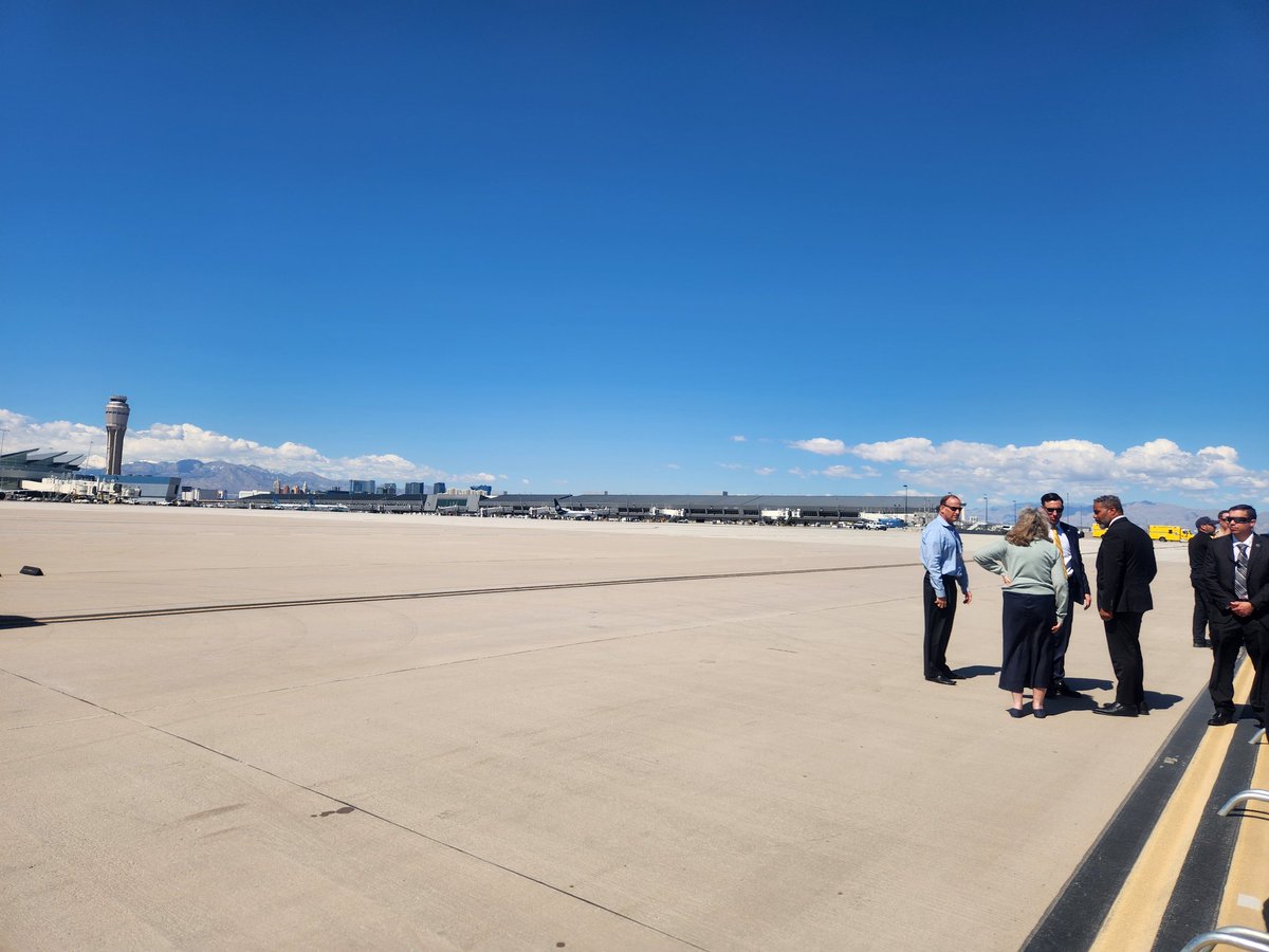 I'm here at Harry Reid awaiting @POTUS' arrival. Reps. @RepHorsford and @repdinatitus are here to greet him.