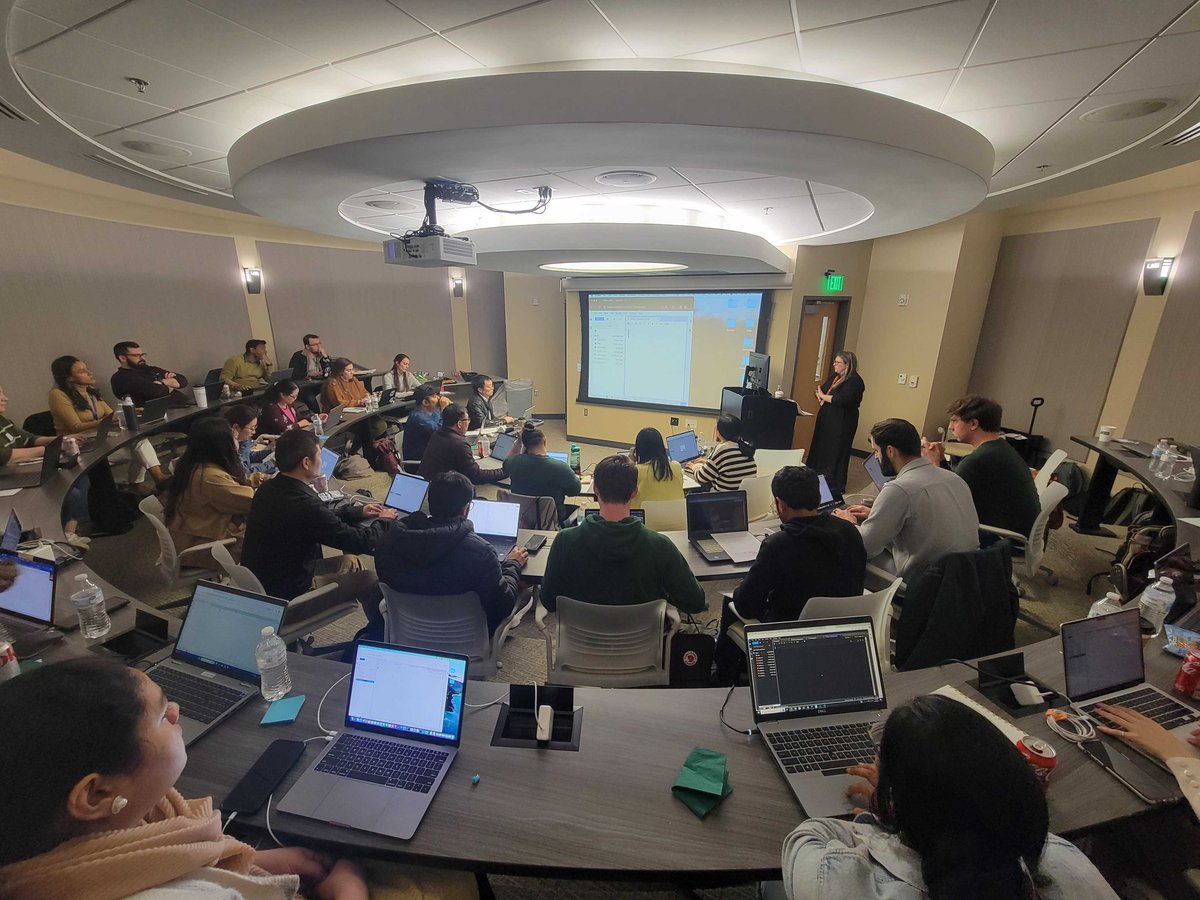 UAB_BDS's tweet photo. Had a great time hosting a @swcarpentry workshop, covering Python, Unix and Git the past two days.

We enjoyed teaching,  learning and discussing all things data science with a great group of participants! 

Hope to see you all next time! https://t.co/vWjdWSKaqp