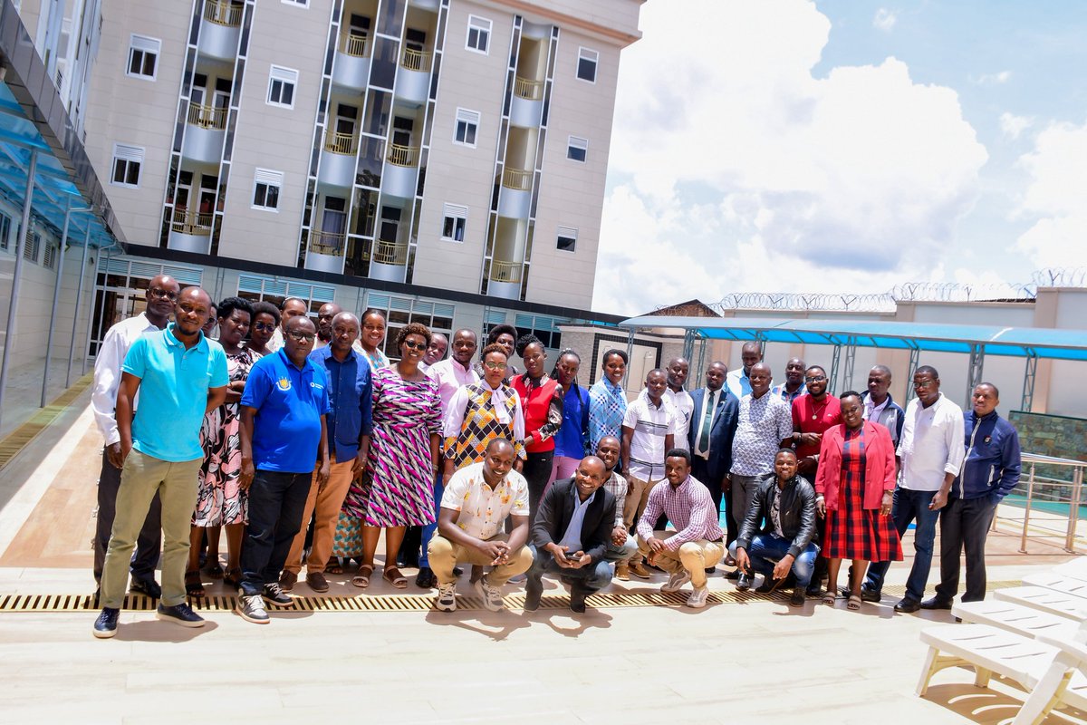 msp_burundi's tweet photo. La #DSNIS avec l'appui de @WhoBurundi organise du 18 au 22/3 à @Gitega, un atelier d'élaboration de l'annuaire des Statistiques 2023.
L' annuaire statistique est un outil fondamental pour la prise des décisions basée sur les évidences . https://t.co/t7bBwqjvgc