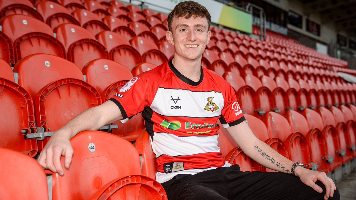 JamesMaxwell223's tweet photo. Delighted to extend my stay here for 2 more years! @drfc_official @heatherrking https://t.co/2VM3ciNxWy