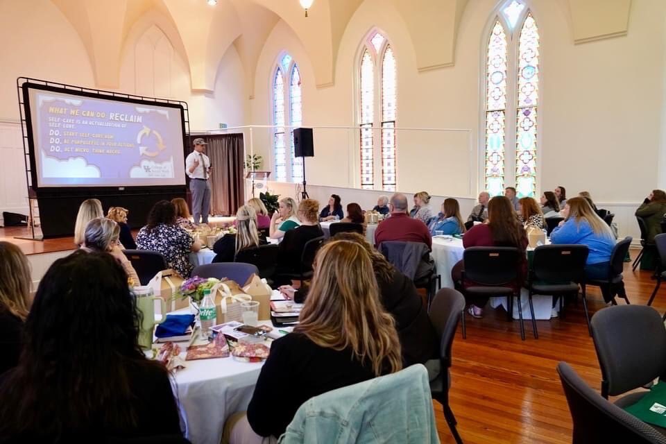 ukcosw's tweet photo. Shoutout to @DrJayMiller1 for his powerful self-care presentation! Big thanks to Ashley Spencer from @moreheadstate and the Nancy Clay Bryant Foundation for their support. Let's keep prioritizing self-care for all!
#selfcare #NCBFoundation #SocialWork #UKCoSW https://t.co/DG5pymTSR2