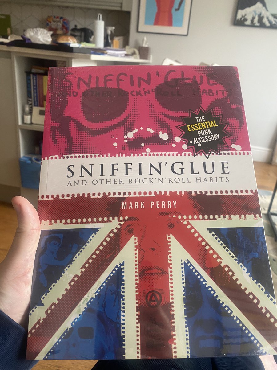 Mark Perry and @jamesjamesbrown on Sniffin’ Glue, fanzines, punk and more - excellent, funny interview.