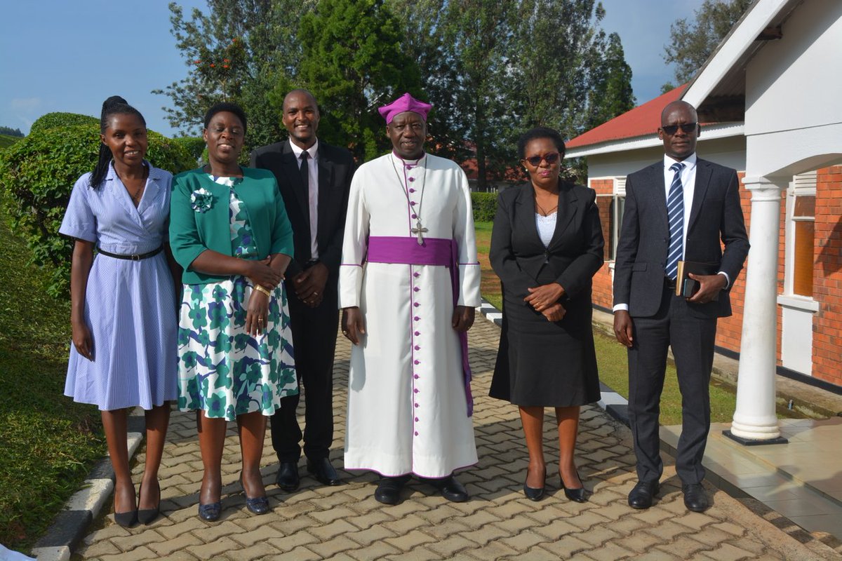 The Diocese of West Ankole Bishop Johnson Twinomujuni has commended Joint Medical Store for its integrity of producing high quality products as well as service delivery.He said this today at Bweranyangi Cathedral in a meeting with JMS key staff withDiocesan Health Facilities.