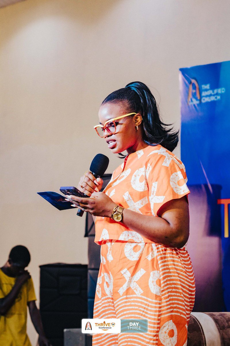 theamplified01's tweet photo. Our pastors, Pastor Dotun Adejumo and Pastor Bimpe Adejumo on the matters of the heart. 

They also shared how they met and had the audience gushing with whispers of “God when”.

#theoutpouringofgrace 
#thriveconference2.0 https://t.co/JCMT6JOTR3