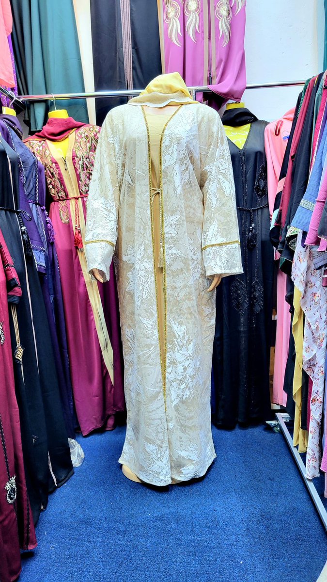 kimz92's tweet photo. Elegance dresses are available at Kimz Abaya collections.
Located at Hijab city New taxi park shop Bs. 21
Call/Whatsapp : +256709892203ka https://t.co/OJl6rACRuV