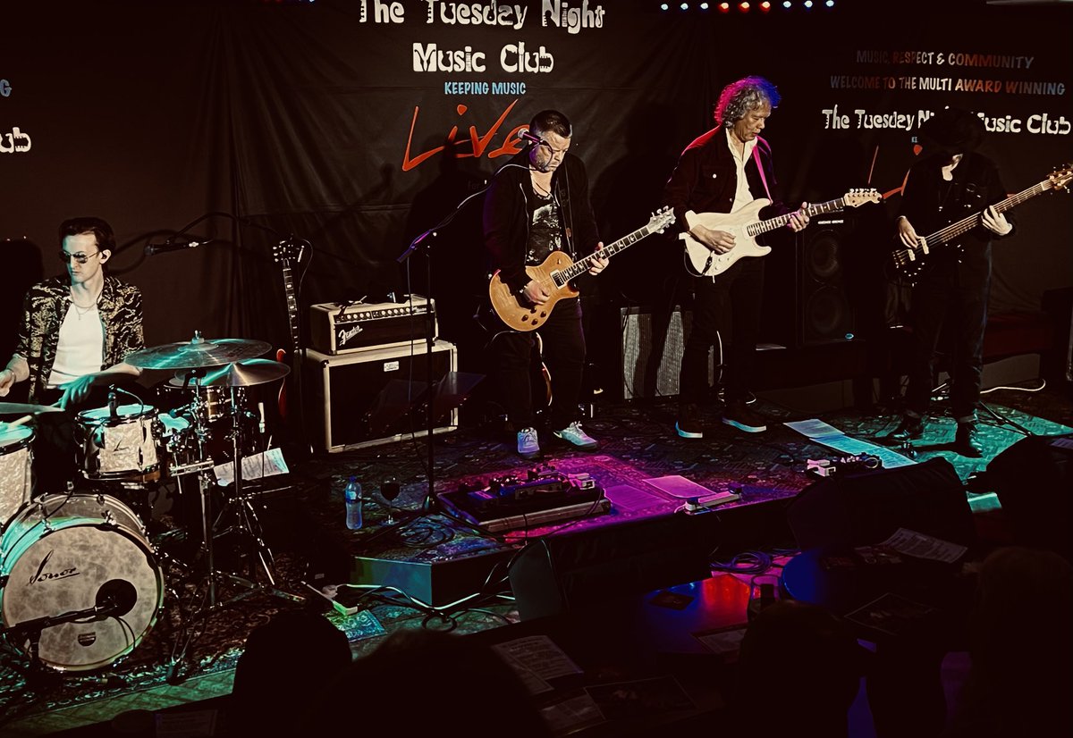 A packed room, great musicians creating fabulous life affirming music. That’s what Tuesdays are all about and The Sean Webster Band with Erwin Java are playing their hearts out at The Tuesday Night Music Club…