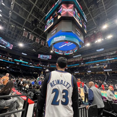 DistrictMamba's tweet image. My wife got me a custom jersey with my name on it and the closest I’ve ever been to court side behind the Wizards bench.

Dapped up everyone and it was awesome listening to the team chat during the game. #DCFamily for life
