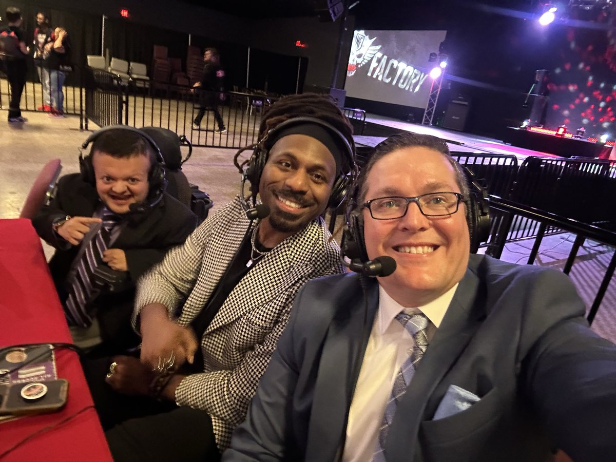jordie360's tweet photo. Today’s Nightmare Factory showcase was phenomenal! Grateful for @CodyRhodes and @QTMarshall for once again having me be a part of it! Looking forward to the next one in a few months. Also, got to meet a legend this time around!
Blessed to say I #DidtheWork #WWE #AEW https://t.co/irR2giRY2X