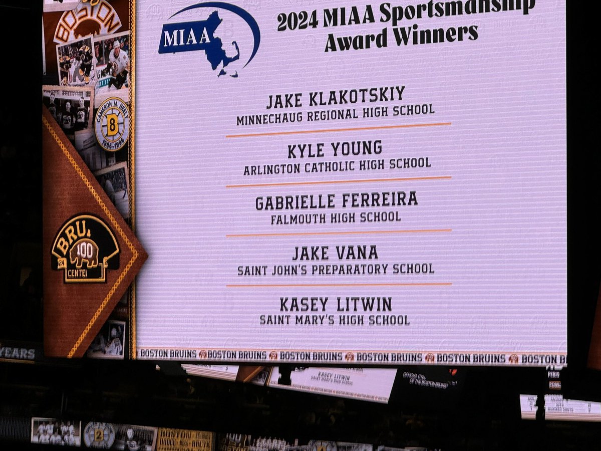 Congrats to Captain Jake Vana on being named a Boston Bruins MIAA Sportsmanship Award winner <a href="/sjpathletics/">SJP Athletics</a> <a href="/PhilStacey_SN/">Phil Stacey</a>