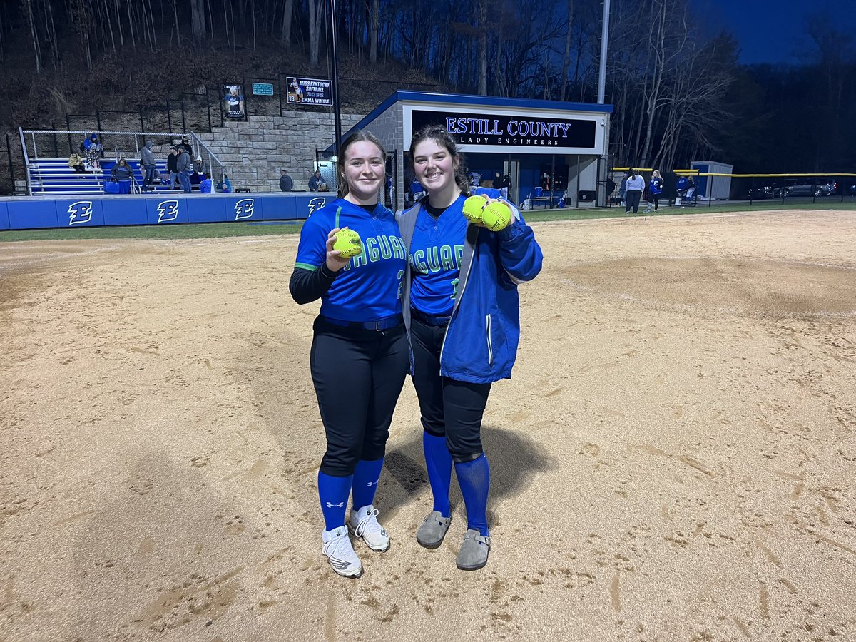 Good win for our East Jessamine High Lady Jaguars tonight at Estill County. Congratulations to Remie Smith on her two homeruns and Alex Smith with a homerun. Great job ladies! 💙💚🐆 @EJHS_Athletics @EastJessamineHi @EJHSBarbell @12thSports @QuadrupleCov859 @BrianBJessfm