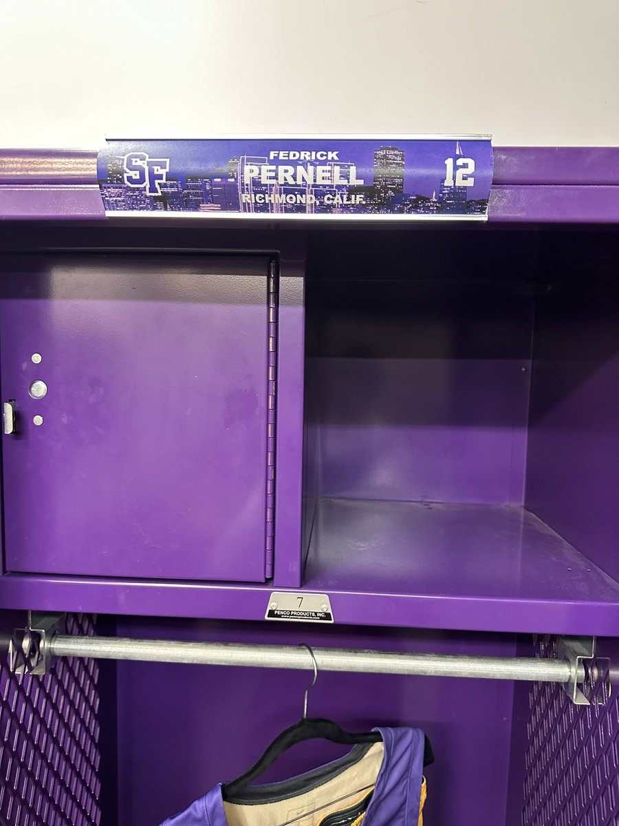 PernellFed2's tweet photo. After a great conversation with Coach Vince and Coach Drew, I am excited to announce I have been offered by San Francisco State University
#gatorcountry https://t.co/sPWuFT3O7V