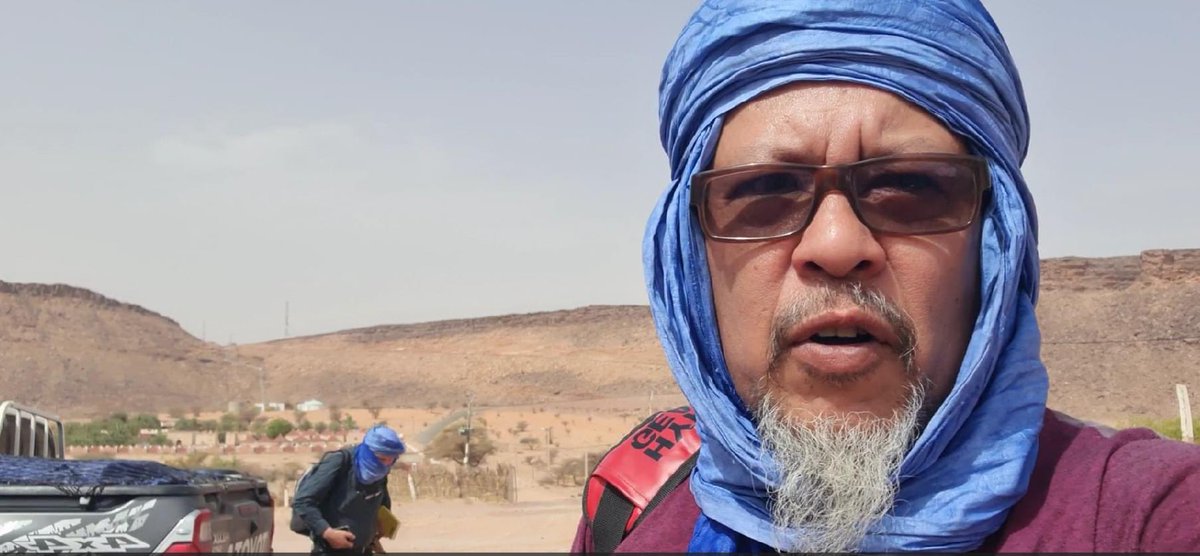 #exploration #explore #traveling #travel #lovewhatido #seetheworld #Mauritania #saharadesert #AdrarRegion #azougui #restarea #reststop #background #Magnificent #mountainrange #Continue #timepermit