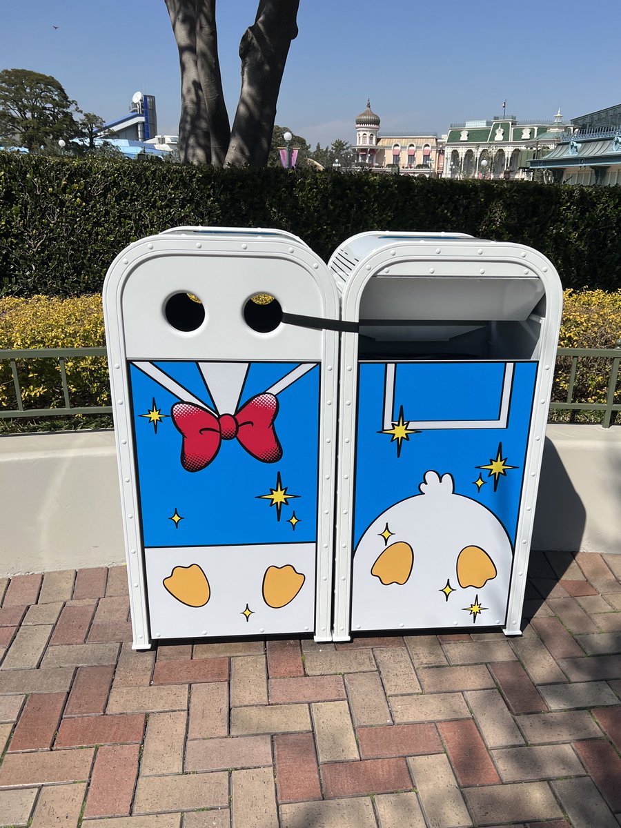 ☆【新品＊未開封品】ディズニーランド ワールドバザール ゴミ箱