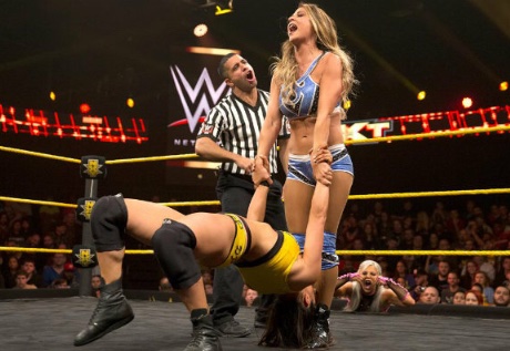 HankParody's tweet photo. @Jazmyn_nyx_wwe should do this move in her debut match next week, it fits her character perfectly and she’d look great doing it to Thea #WWENXT https://t.co/nN1nId7LQN