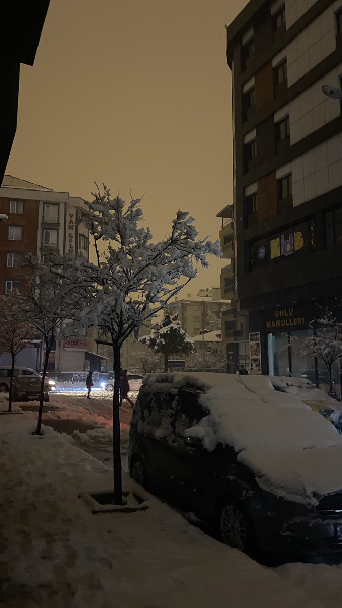 cemre nereye düştün sen annem