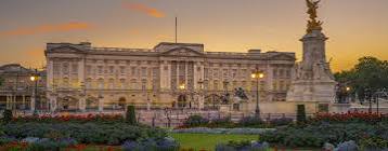 Buckingham Palace sits exactly 1 Mile from Parliament, it’s empty because King Charles lives at Clarence House.

It has 775 rooms and 240 bedrooms.

It could be used as accommodation for MP’s instead of their rip-off 2nd homes.