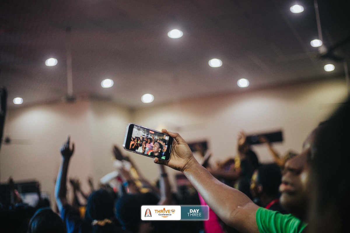 theamplified01's tweet photo. #theoutpouringofgrace 
#theamplifiedchurch 
#thriveconference https://t.co/72NLE2dDHE