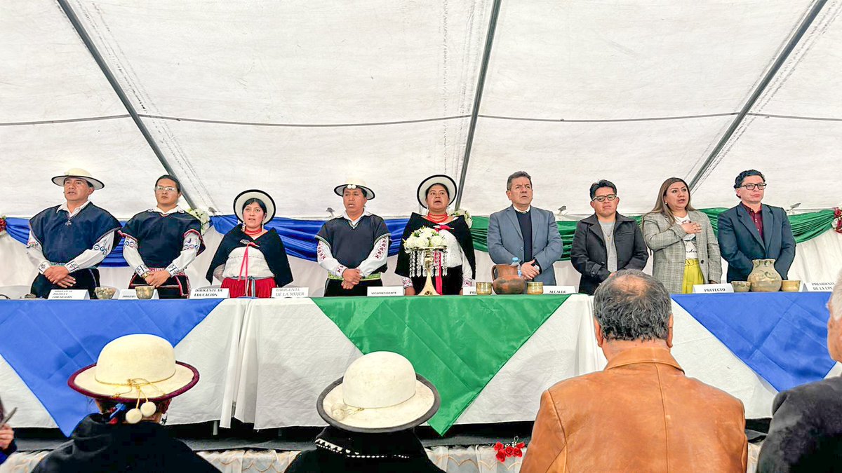 emmaipc's tweet photo. #Emmaipc ♻️🌎
Participamos en la sesión solemne de aniversario por conmemorarse los 40 años de vida organizativa de la #TUCAYTA. 

Felicidades a esta importante organización indígena de  la provincia del Cañar 👏🏻 https://t.co/Tb668YehpC