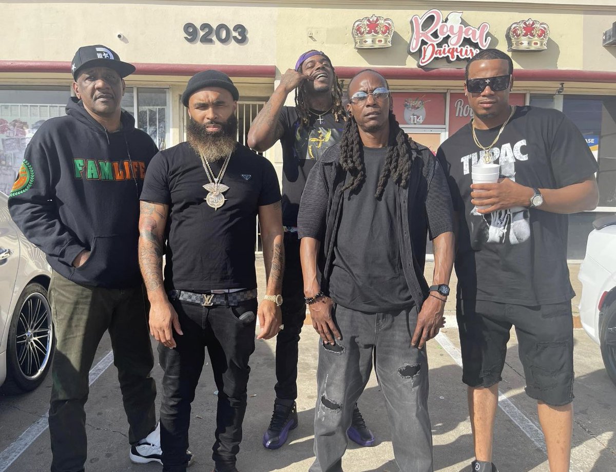 CallMePookie's tweet photo. Hustle means hard work… 🫡💪🏾💯

#PookieUrbanSouth w/ @BigHomieSho , @HalfpintFilmz , FamLife Ju https://t.co/ugvKO5tqs6